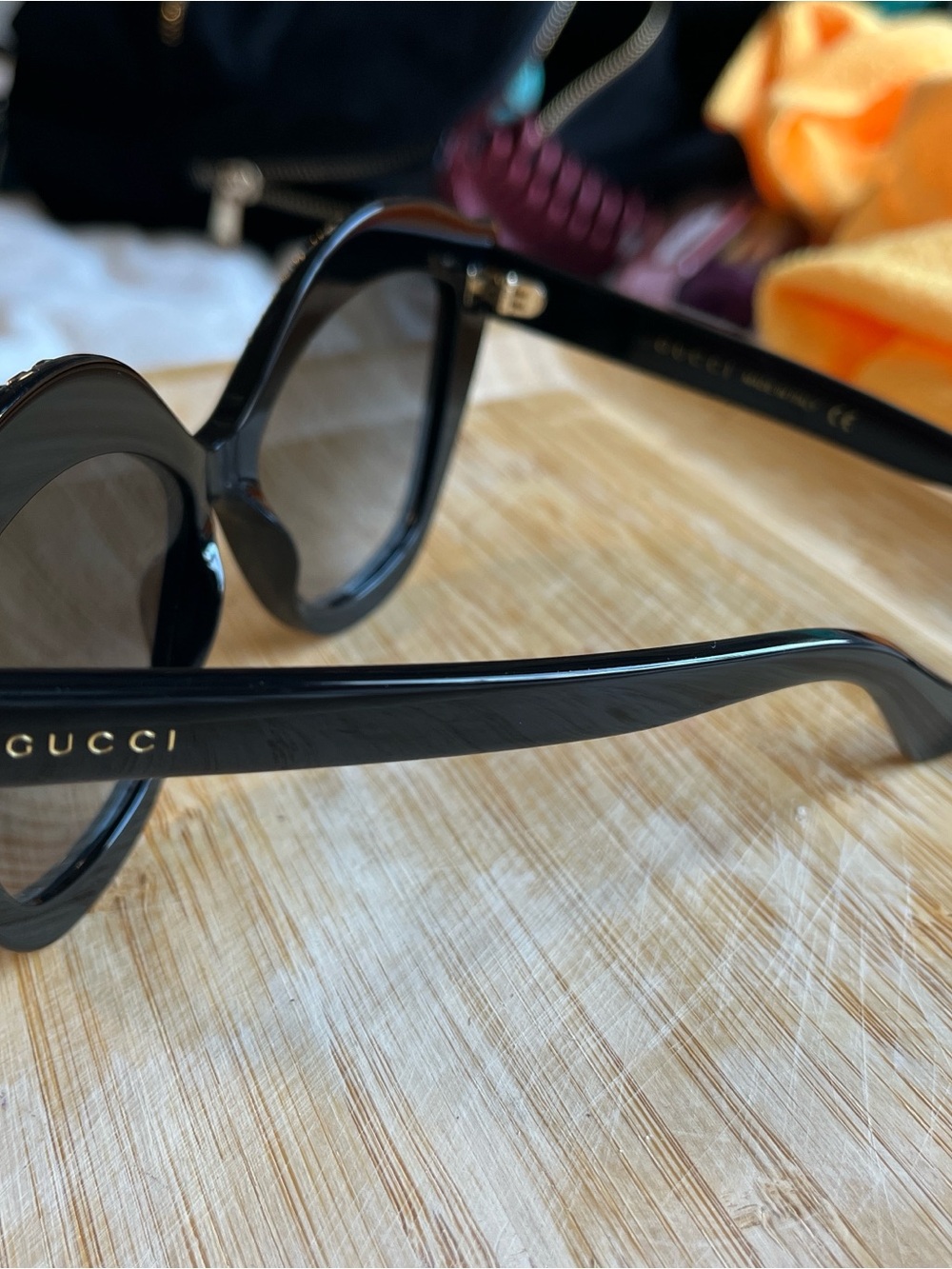 Gucci Black Women's Cat-Eye Sunglasses with Gold Logo - Picture 2 of 5
